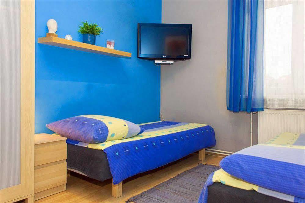 Rainbow Apartments 3 Krakow Ngoại thất bức ảnh